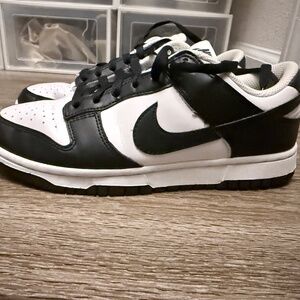 Nike Panda Dunk Low